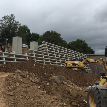 beck-bau_hessen_mobil_Betonlaermschutzwaende_mit_Stahlpfosten_Strassenbau_8.BA_BAB_A7