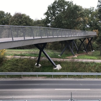 Geh- und Radwegbrücke Heimattierpark Fuld Landesgartenschau - beck-bau GmbH